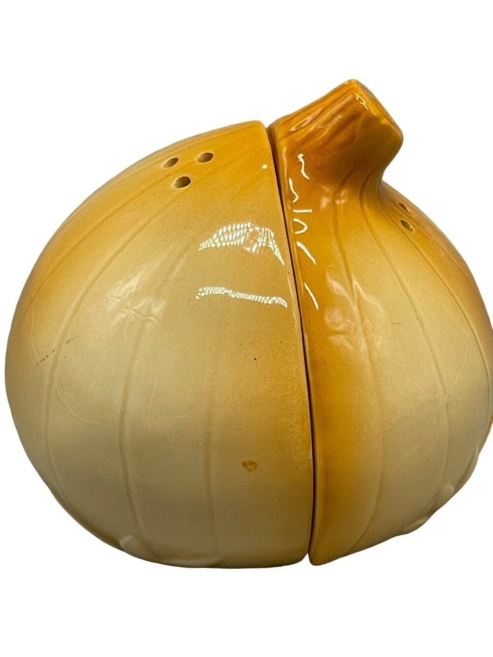 side by side salt pepper shaker onion 3x3.5" plastic stopper yellow READ